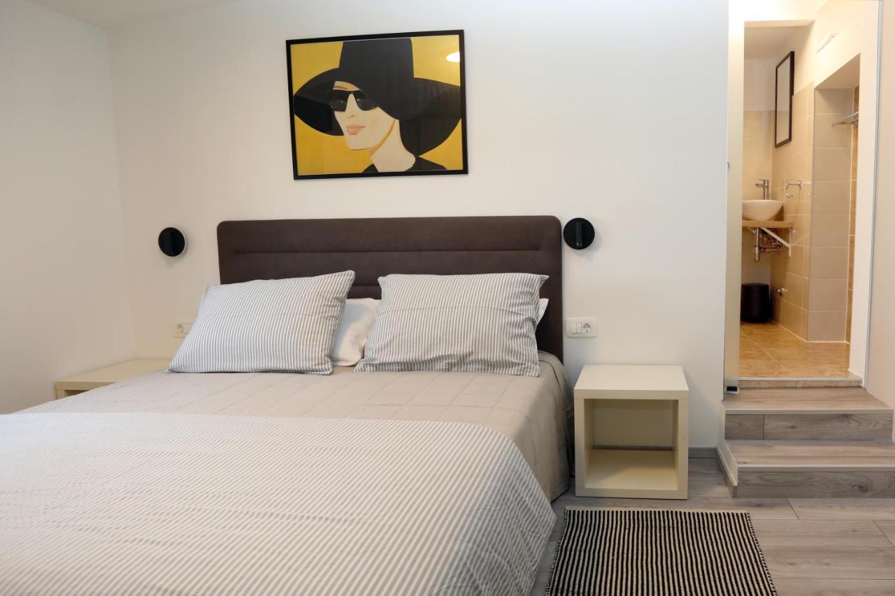 מדולין Guest House Tika מראה חיצוני תמונה